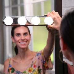 Kablosuz Parlak Banyo Stüdyo Makyaj Aynası Işığı Pilli Vantuzlu Taşınabilir 4 Led Ampul