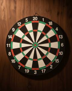 15 İnç Dart Tahtası Seti Dayanıklı Yapı 4 Metal Dart Oku