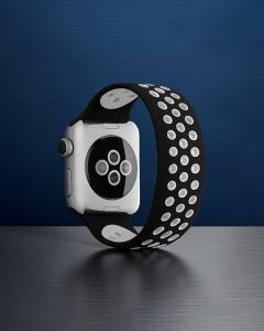 Apple Watch 38mm Ayarlı Delikli Silikon Kordon - Siyah Beyaz