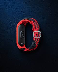 Xiaomi Mi Band 4 Kordon - Kırmızı-siyah