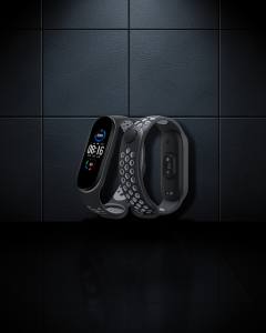 Xiaomi Mi Band 6 Spor Delikli Kordon - Siyah-gri