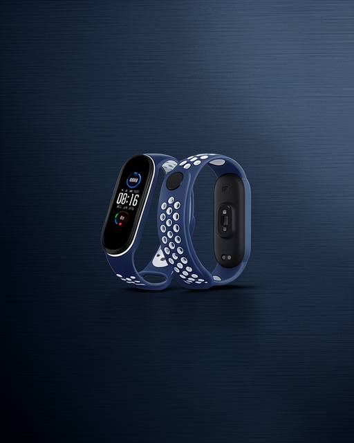 Xiaomi Mi Band 6 Spor Delikli Kordon - Lacivert-beyaz