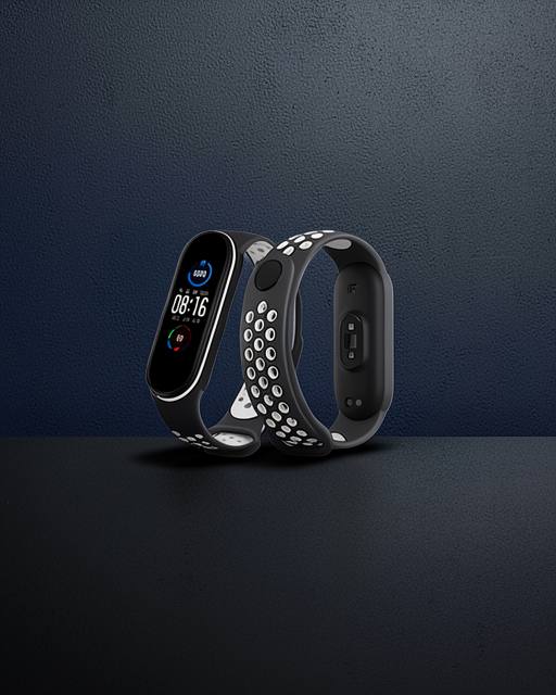 Xiaomi Mi Band 4 Spor Delikli Kordon - Siyah-beyaz