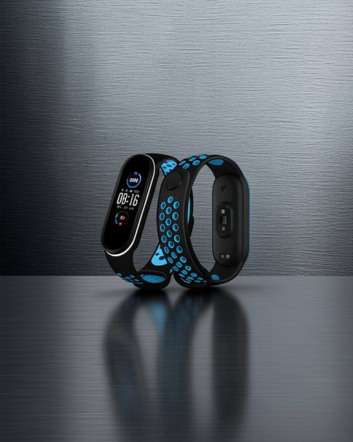 Xiaomi Mi Band 4 Spor Delikli Kordon - Siyah-turkuaz